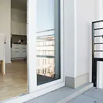 Sc 03 By Rockchair Apartments L Superhost Status L 2 Bedrooms Boxspringbeds Balcony Elevator - Cozy Family & Business Flair Welcomes You!