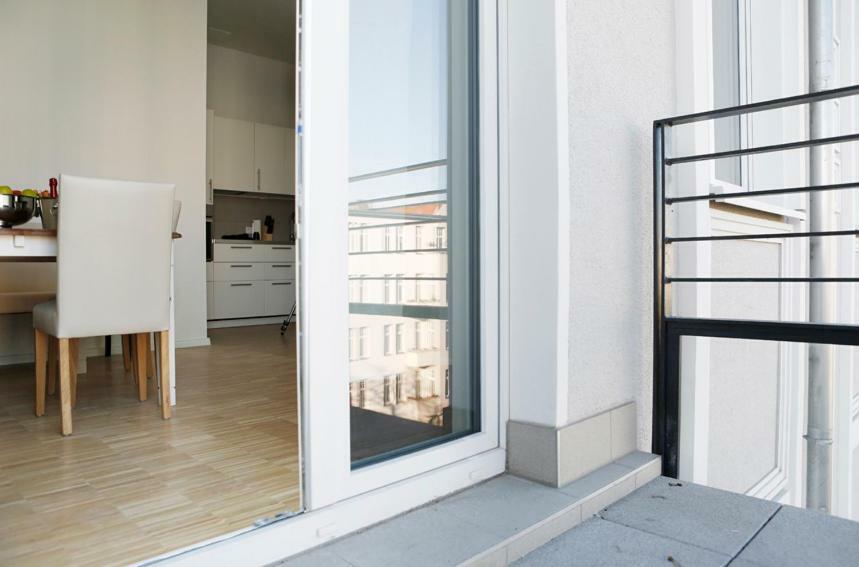 Sc 03 By Rockchair L Superhost Status L 2 Bedrooms Boxspringbeds Balcony Elevator - Cozy Family & Business Flair Welcomes You! Apartment Berlin